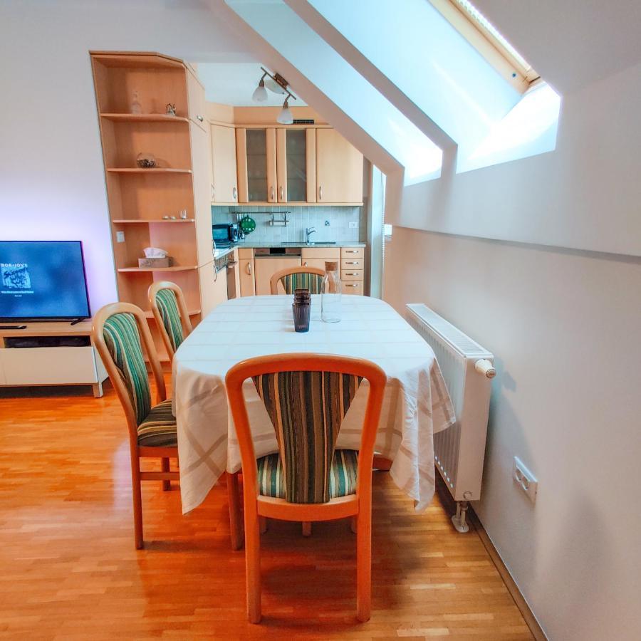 Alpine Nest Apartment *